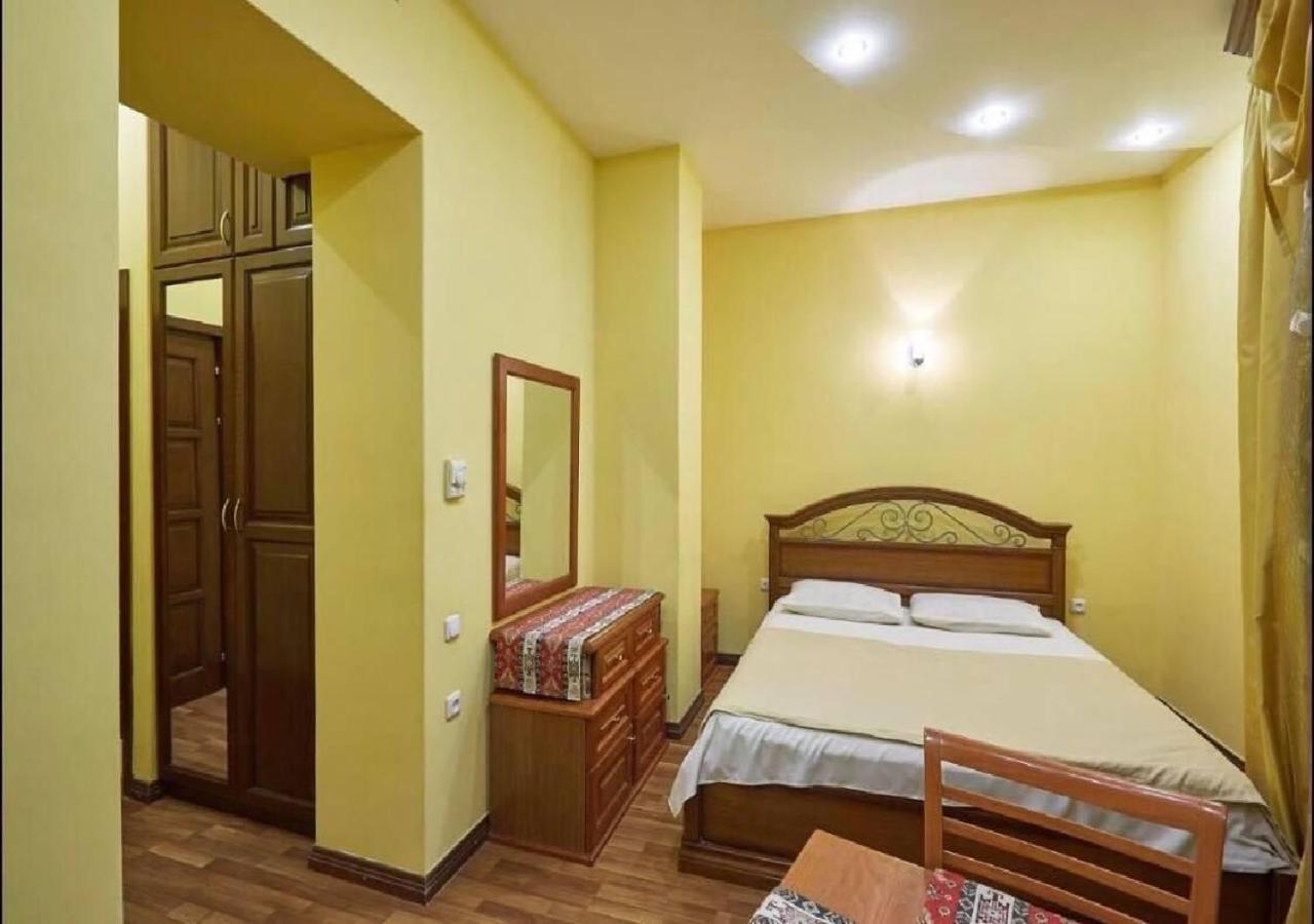 New Bella Hotel Γιερεβάν Εξωτερικό φωτογραφία