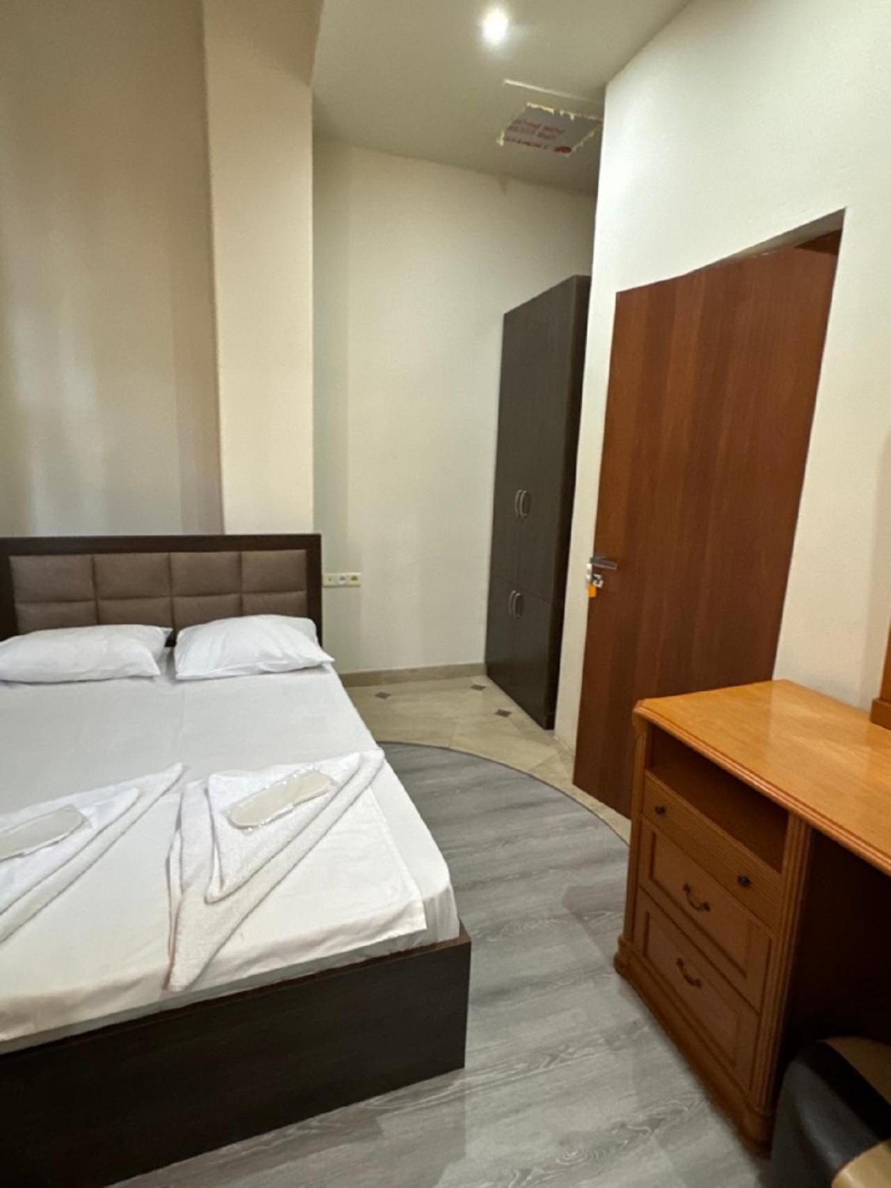 New Bella Hotel Γιερεβάν Εξωτερικό φωτογραφία