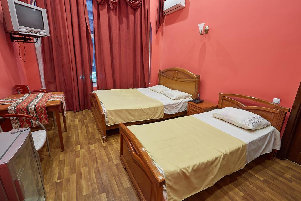 New Bella Hotel Γιερεβάν Εξωτερικό φωτογραφία
