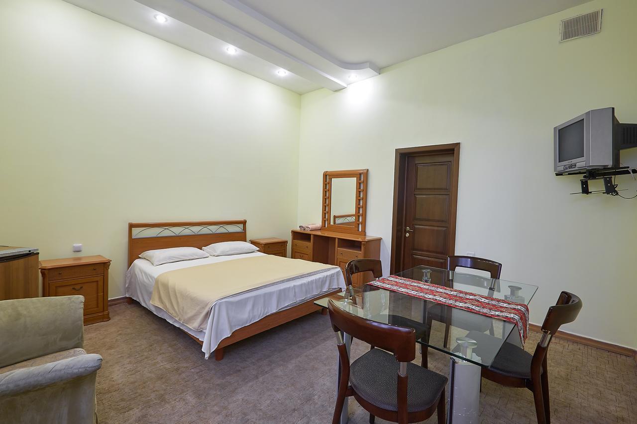 New Bella Hotel Γιερεβάν Εξωτερικό φωτογραφία